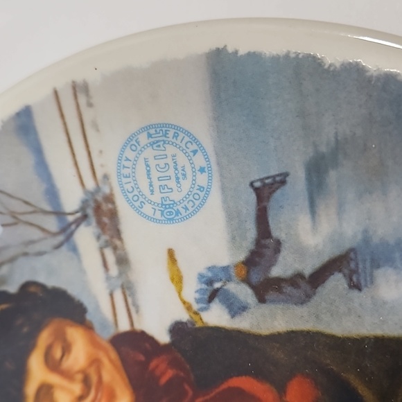 Edwin M Knowles China Co. Christmas Courtship 1982 Norman Rockwell Plate - Picture 5 of 12